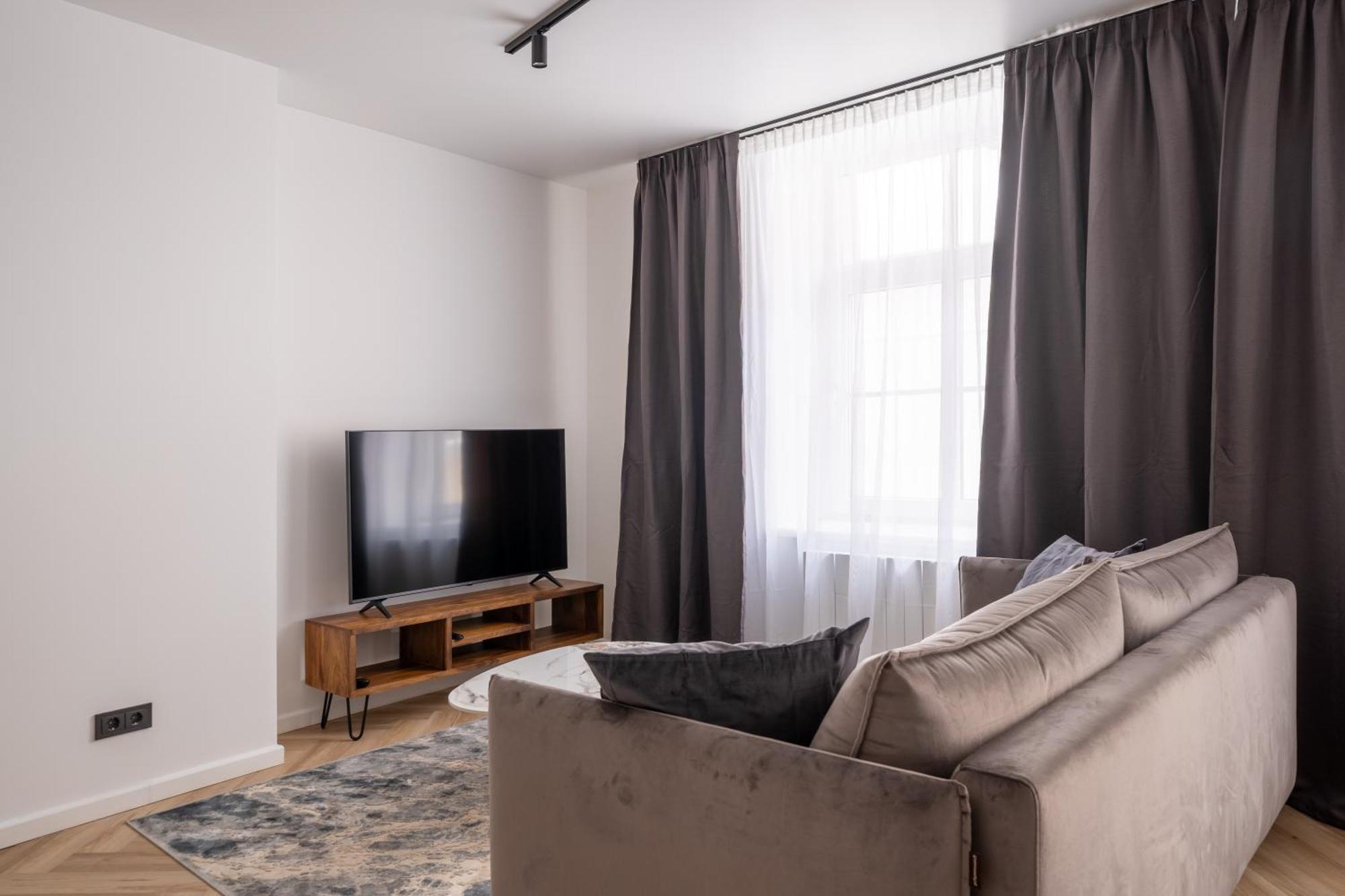 Mucenieku Street 1-Bedroom Stylish Apartment Riga Ngoại thất bức ảnh