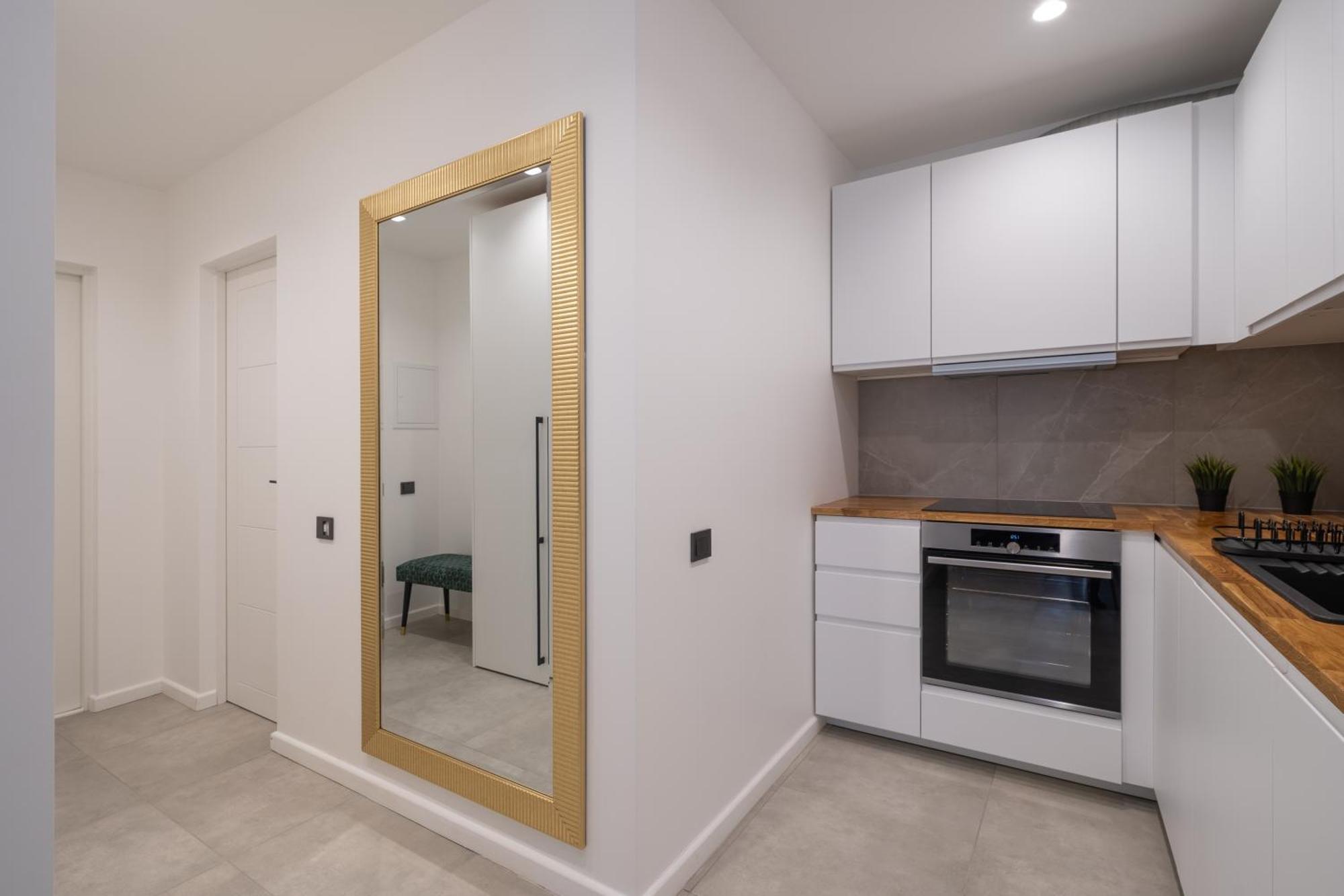Mucenieku Street 1-Bedroom Stylish Apartment Riga Ngoại thất bức ảnh